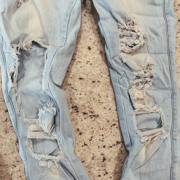 Fashion Nova Highrise Ripped Jeans - Picture 3 of 5